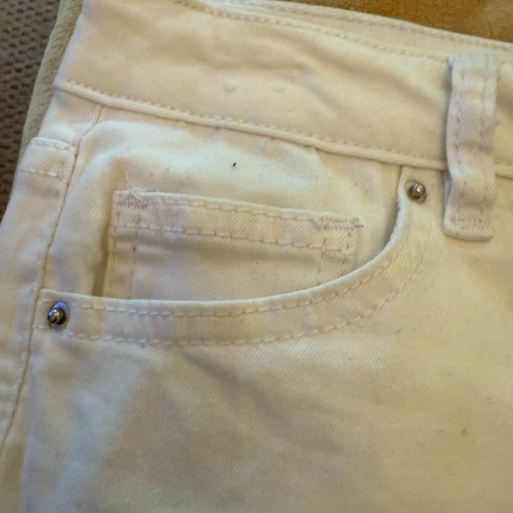 Angel Kiss White High Waist Shorts - Picture 4 of 8